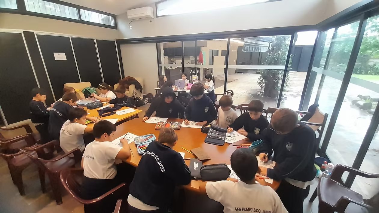 Vida escolar en San Francisco Javier · Foto 2